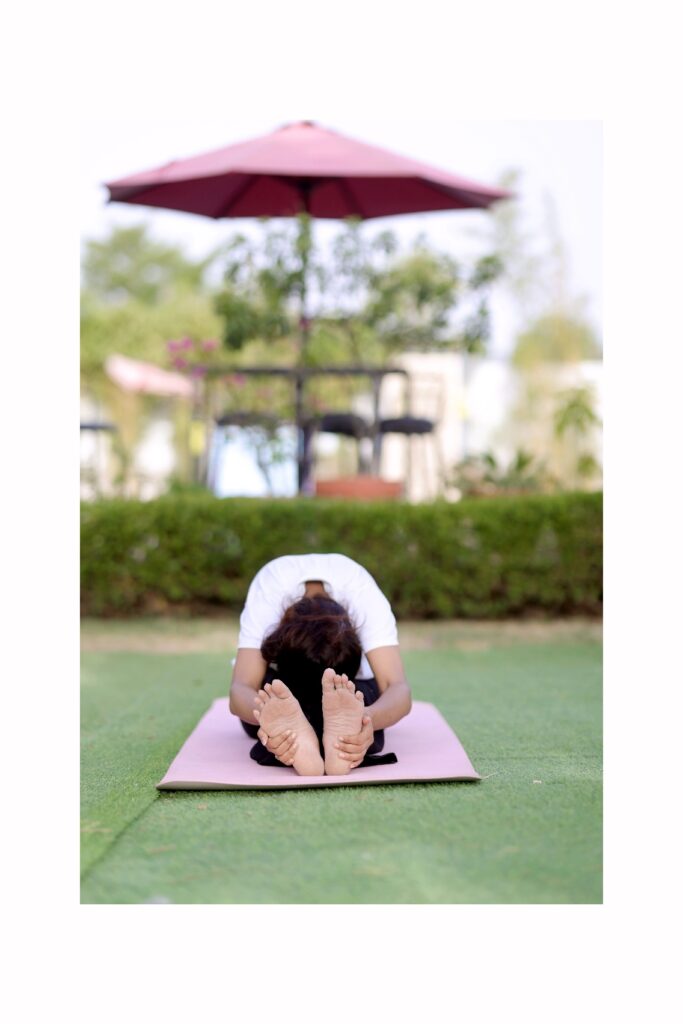 PASCHMOTTANASANA